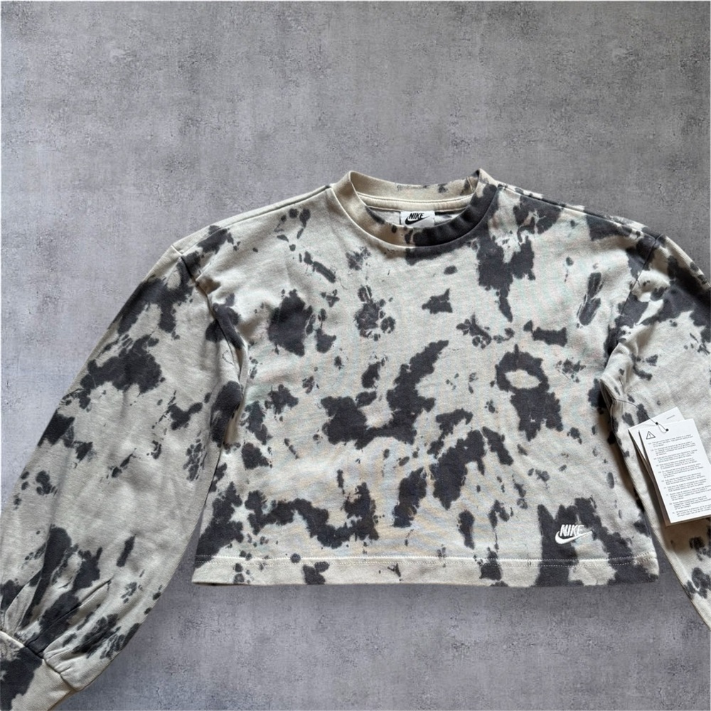 Nike Sportswear Fleece Tie-Dye Crop Long-sleeve - Women’s Size Medium - NWT